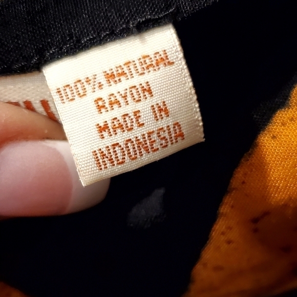 SERENDIPITY SHAWL/WRAP - Picture 5 of 7